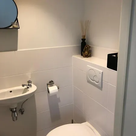 Appartement Gezellig Op 400m Zee Oostende-mariakerke Bad *